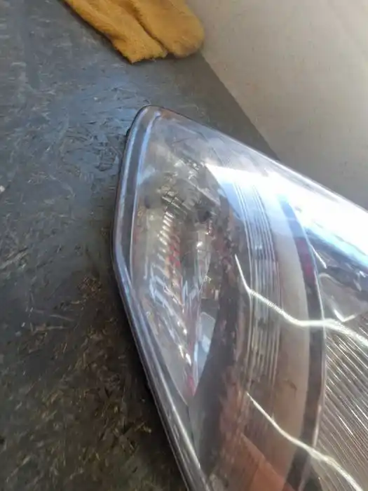 Lampa Lewy Przód TOYOTA PRIUS II 03-09r