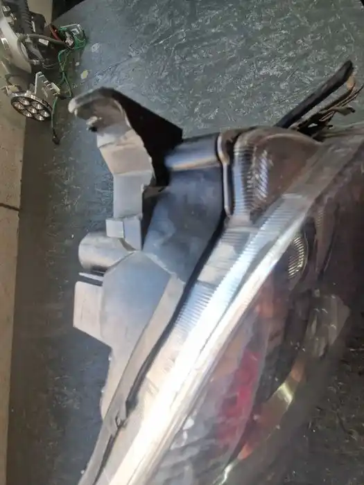 Lampa Lewy Przód TOYOTA PRIUS II 03-09r
