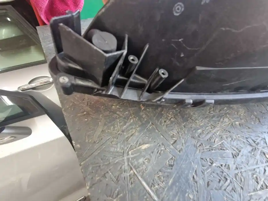 Lampa Lewy Przód TOYOTA PRIUS II 03-09r