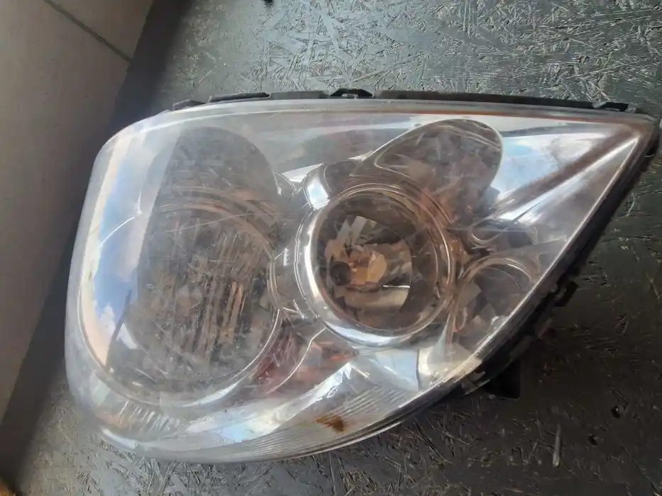Lampa Lewy Przód Toyota Corolla Verso II LIFT 07-09