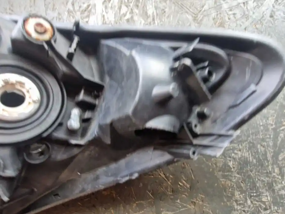 Lampa Lewy Przód Toyota Corolla Verso II LIFT 07-09