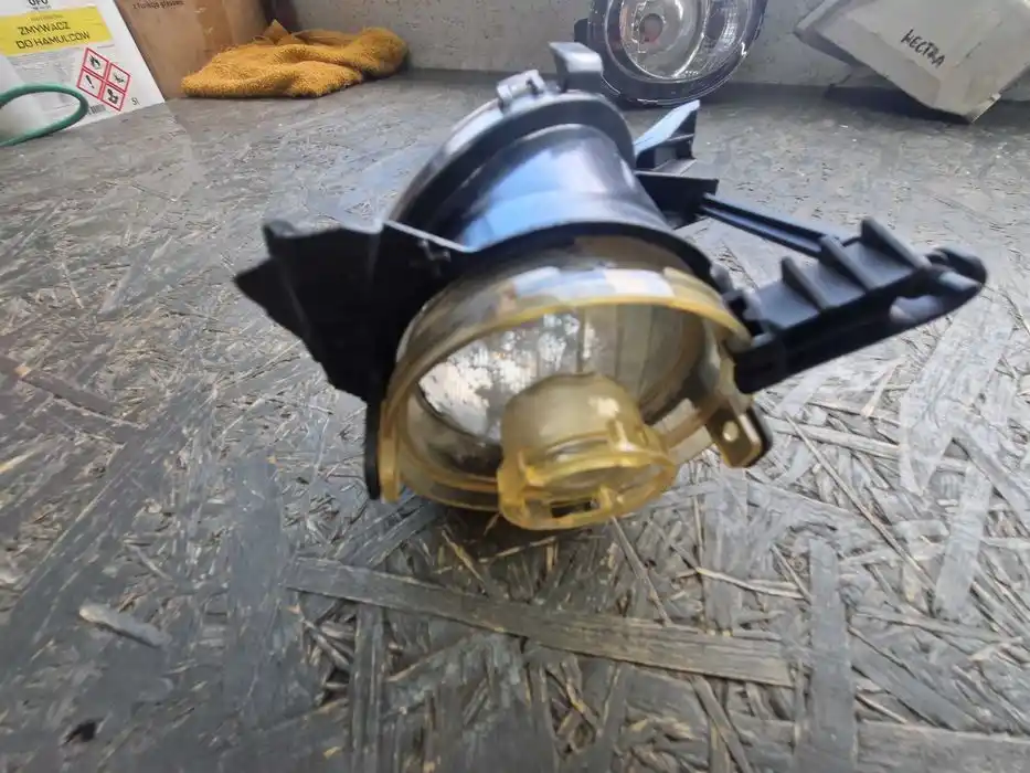 Halogen Lewy Opel Corsa D LIFT 1.2 B 14r 132.536.25