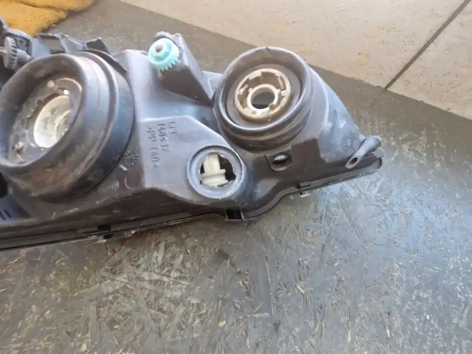 Lampa Lewy Przód Opel Astra 148.43.7