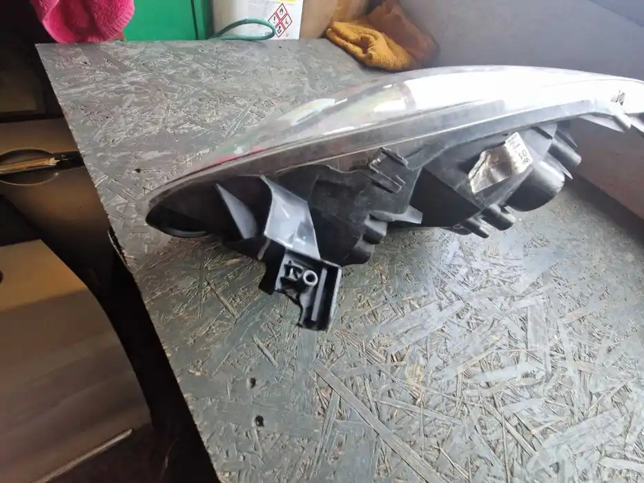 Lampa Prawy Przód Toyota Aygo I 890.330.80