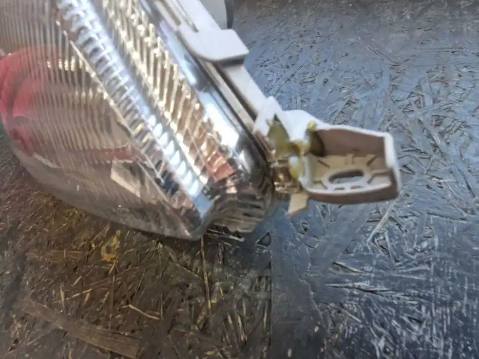 Lampa Prawy Przód MERCEDES A KLASA 1305.235.515