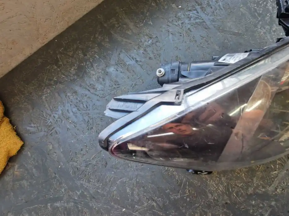 Lampa Prawy Przód TOYOTA AYGO 1 890.927.55
