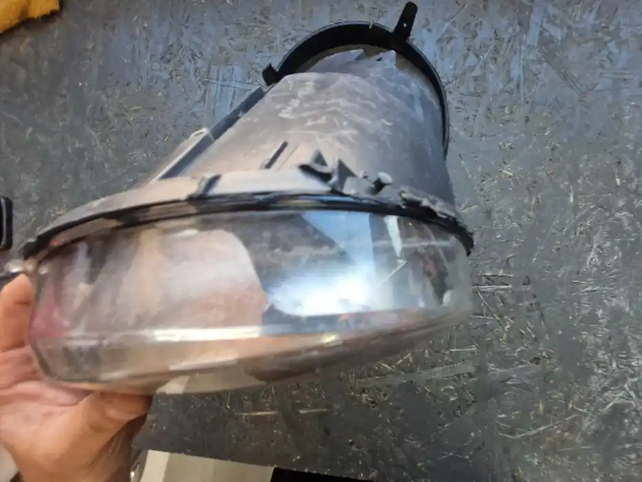 Lampa Prawy Przód VW LUPO 98-05