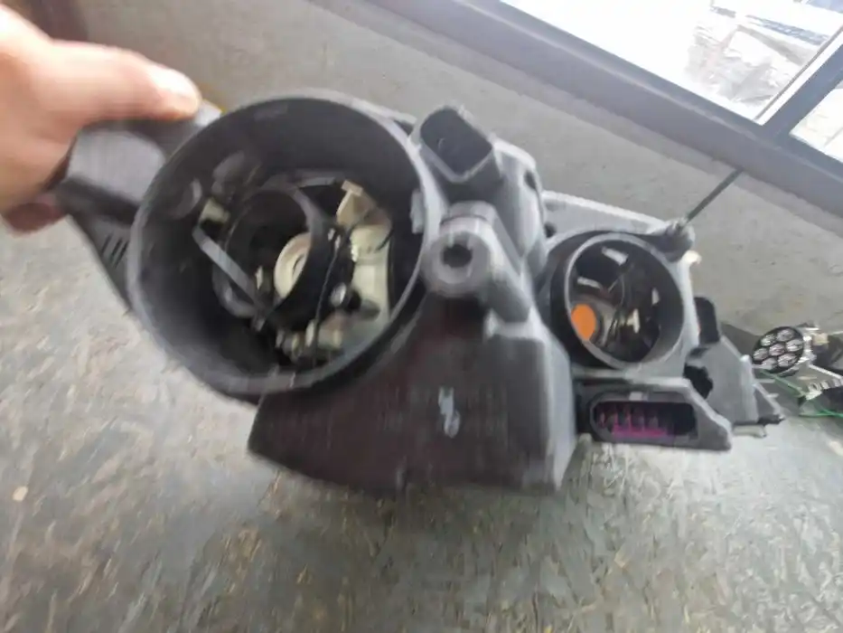 Lampa Lewy Przód VW Golf VI 5M1.941.005.G