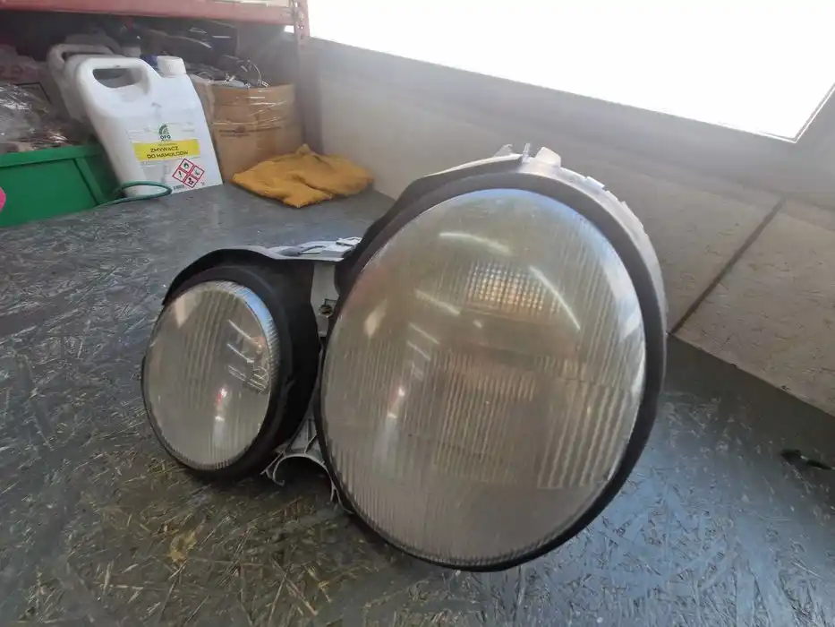 Lampa Lewy Przód MERCEDES-BENZ W210 150.60.7-00 LI
