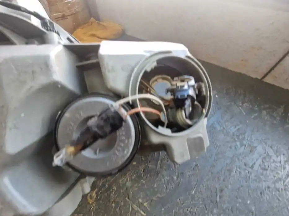 Lampa Lewy Przód MERCEDES-BENZ W210 150.60.7-00 LI
