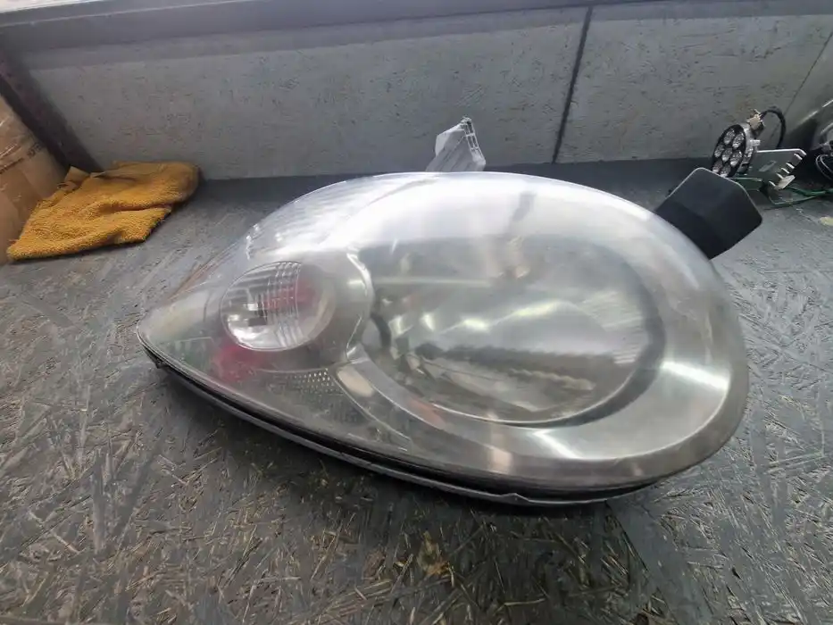 Lampa Lewy Przód CITROEN C1 I 890.324.02