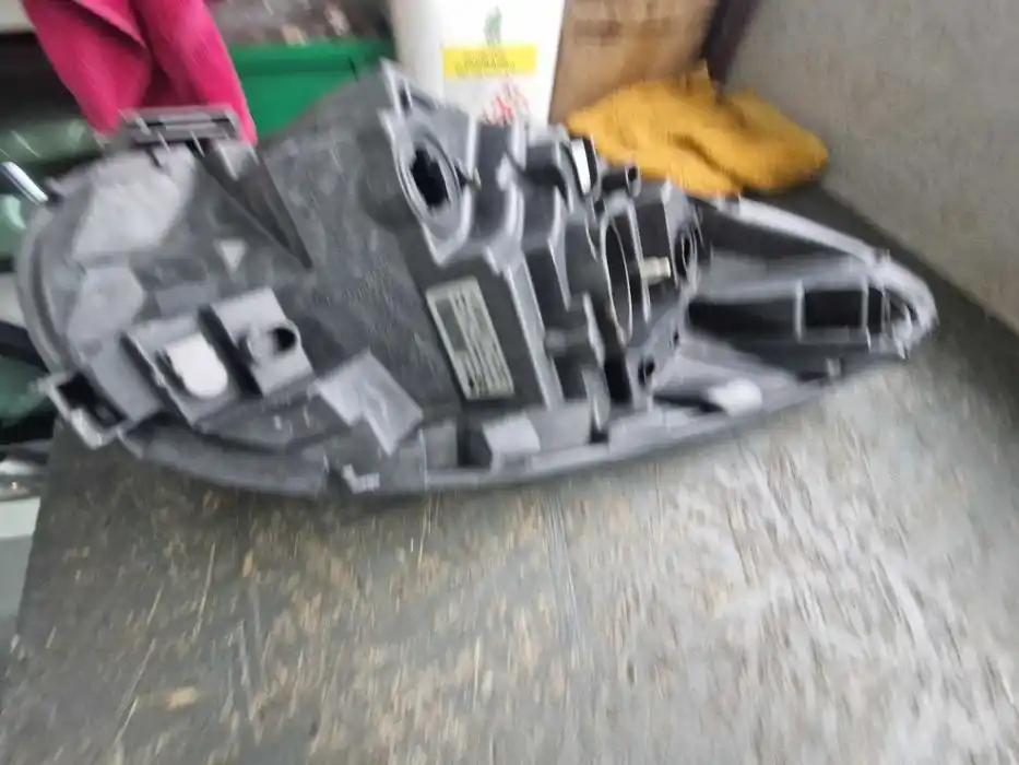Lampa Lewy Przód CITROEN C1 I 890.324.02
