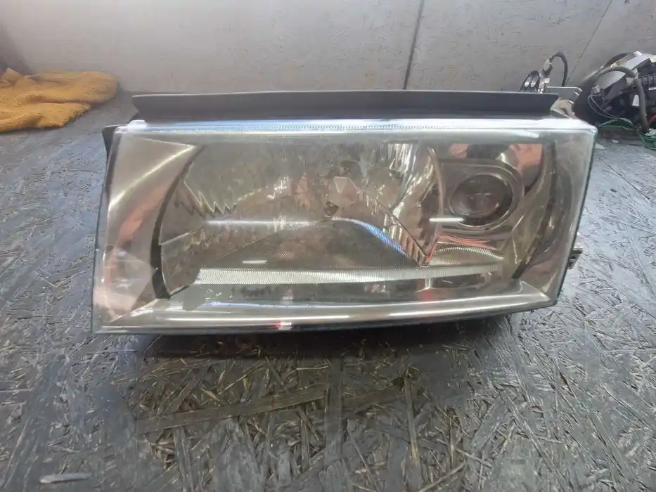 Lampa Lewy Przód SKODA OCTAVIA I FL 1U1.941.015.E