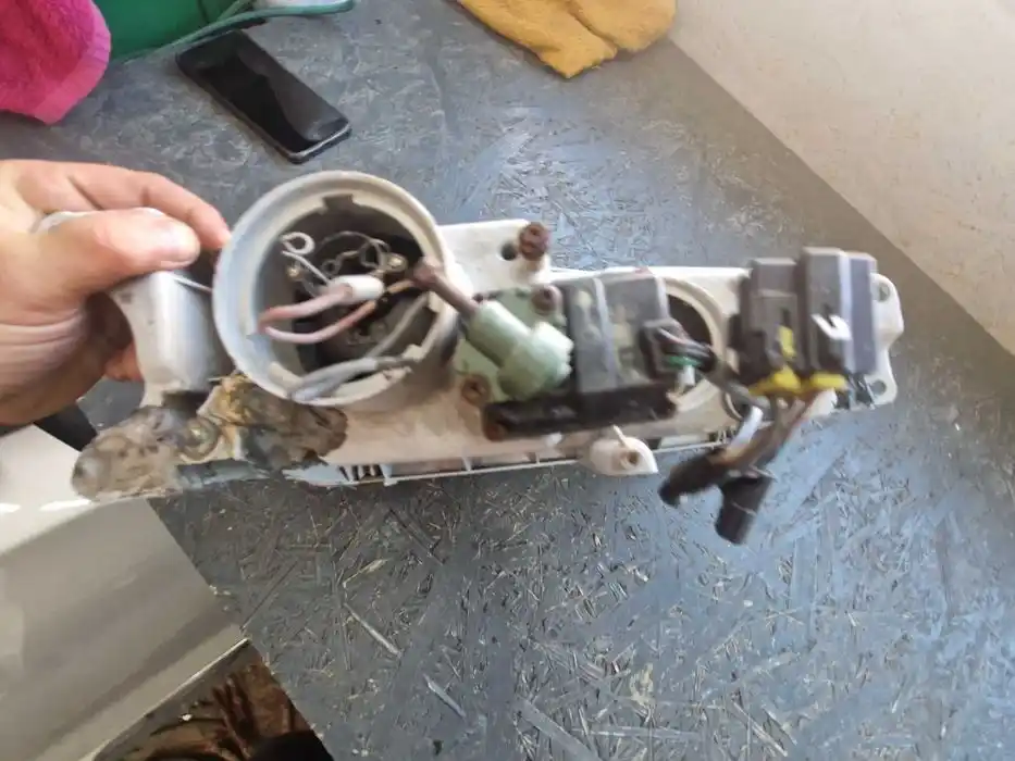 Lampa Lewy Przód Mazda 626