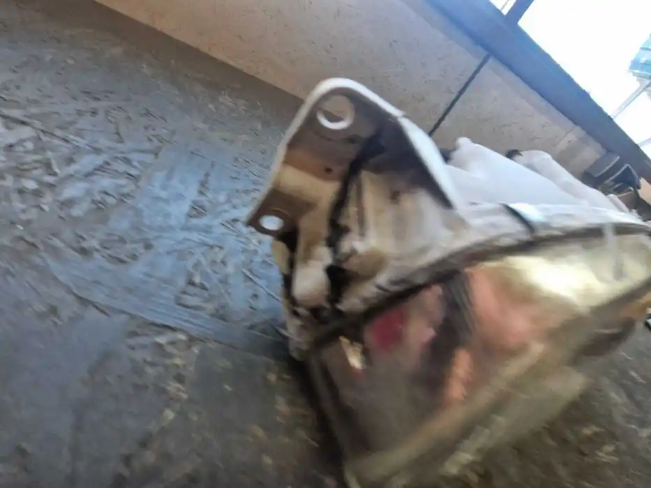 Lampa Lewy Przód Mazda 626