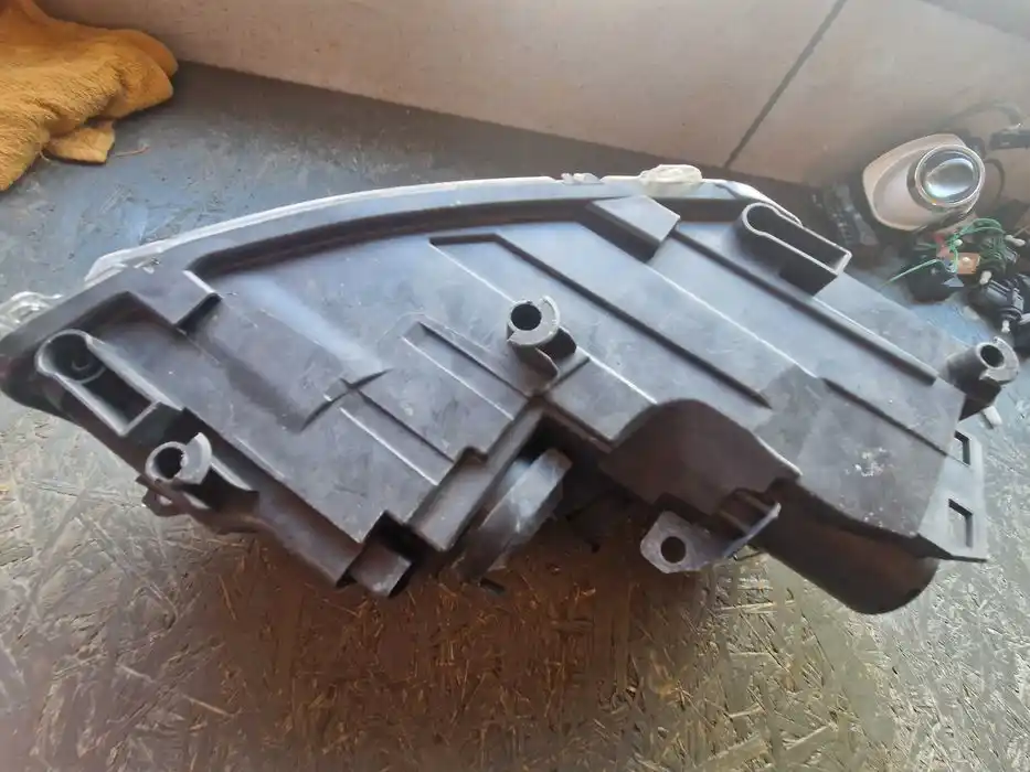Lampa Lewy Przód VW GOLF VI 5K1.941.005.J