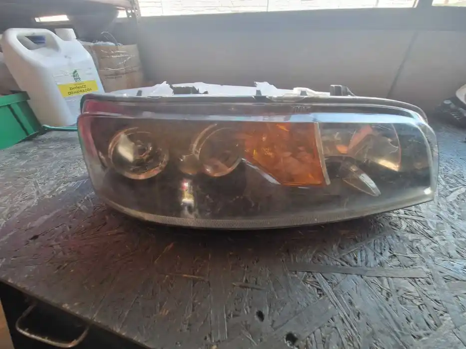Lampa Prawy Przód FIAT PUNTO II 891.010.50