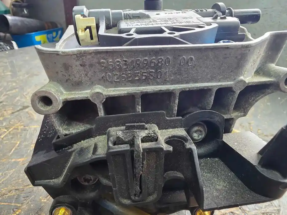 Obudowa Filtra Paliwa Citroen C5 x7 III 2.0 HDI 9685414080