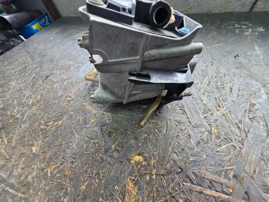 Obudowa Filtra Paliwa Citroen C5 x7 III 2.0 HDI 9685414080