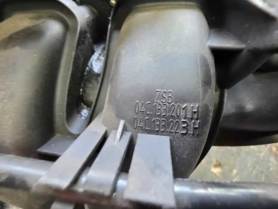 Kolektor Ssacy Vw Audi Seat Skoda 1.0 CHY 04C.133.201.H Z Wtryskami
