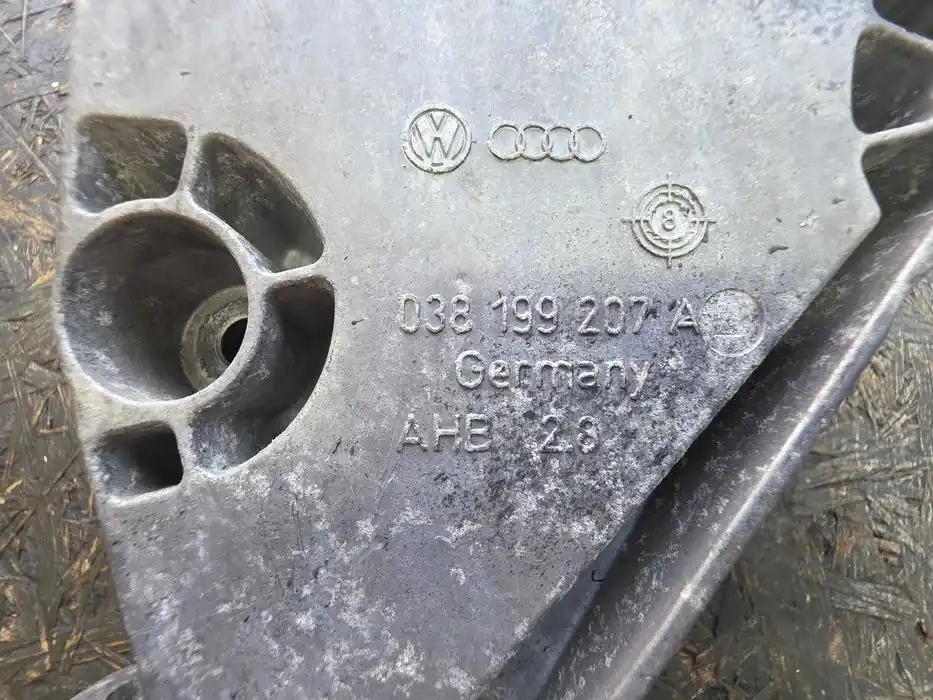 Łapa Silnika Vw Audi Seat Skoda 1.9 TDI 038.199.207.A