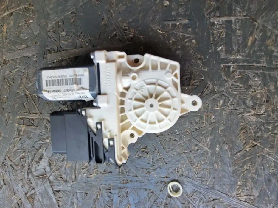 Silniczek Podnoszenia Szyby Skoda Octavia II FL Lewy Tył 5K0.959.703A