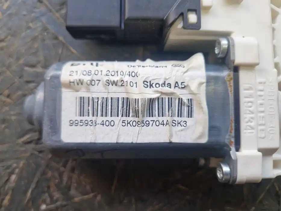 Silniczek Podnoszenia Szyby Skoda Octavia II FL Prawy Tył 5K0.959.704A