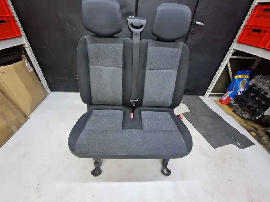 Fotele Kanapa Opel Movano B