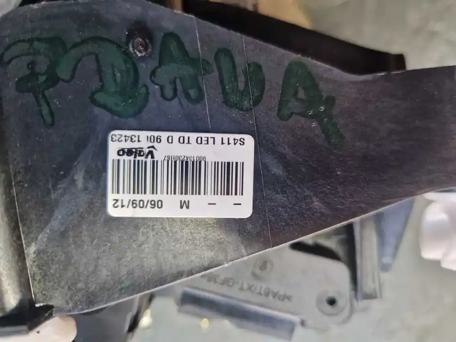 Soczewka Lampy Przód Prawy BiXenon Seat Exeo Oryginał