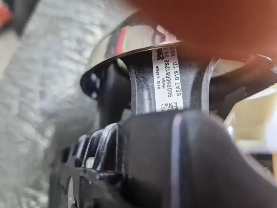Soczewka Lampy Przód Prawy BiXenon Seat Exeo Oryginał