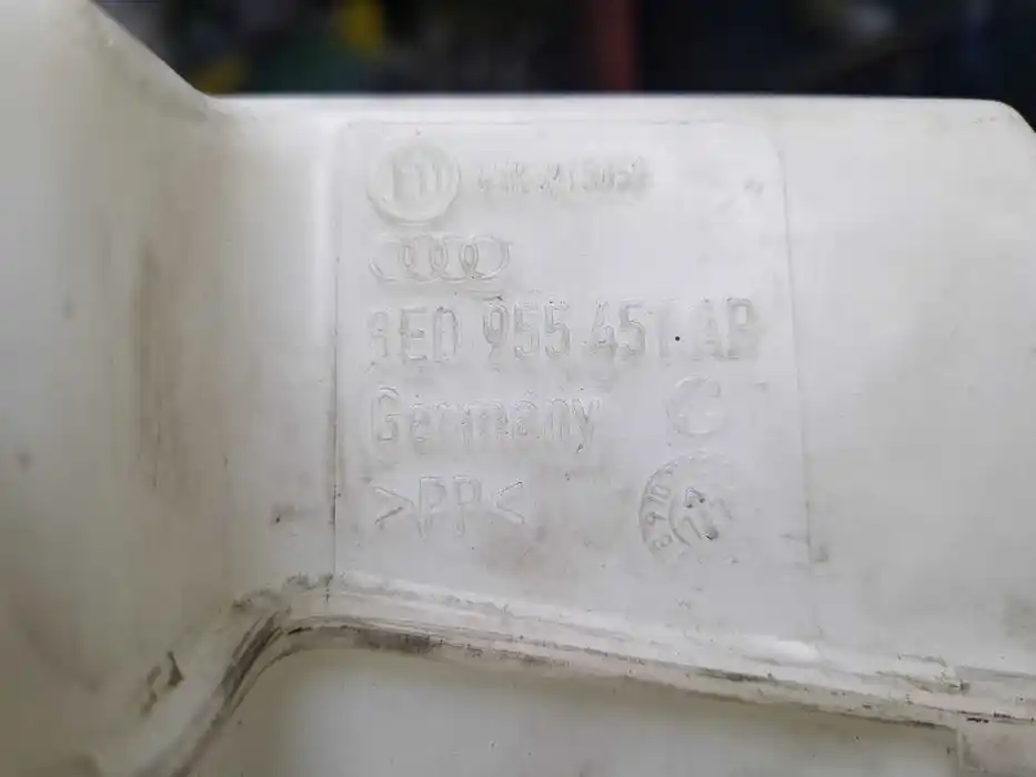 Zbiorniczek Płynu Spryskiwaczy Seat Exeo Audi A4 B7 8E0.955.451.AR