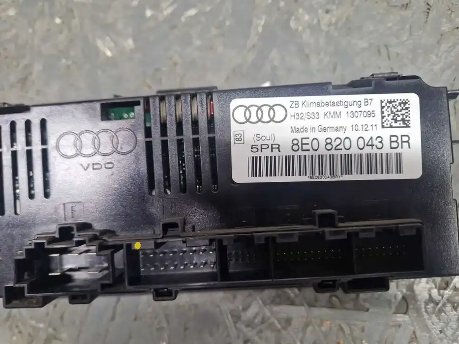 Panel Klimatyzacji Seat EXEO Audi A4B7 8E0.820.043.BR