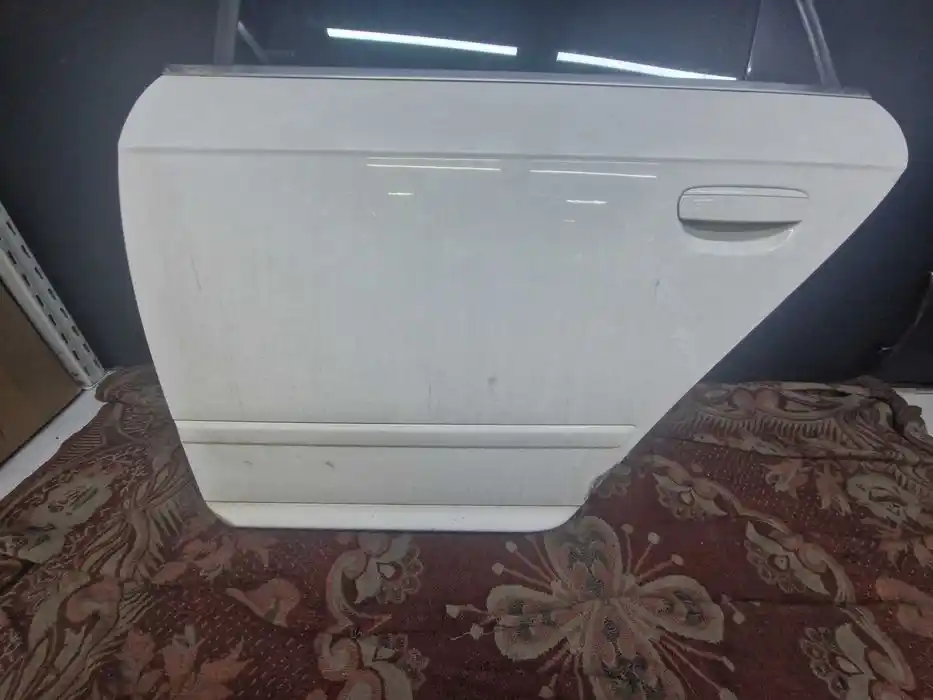 Drzwi Lewy Tył Seat Exeo Kombi LB9A