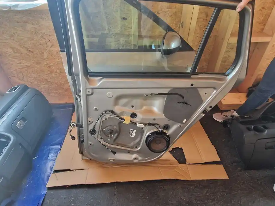 Drzwi Prawy Tył Skoda Fabia II FL 9202 Kompletne