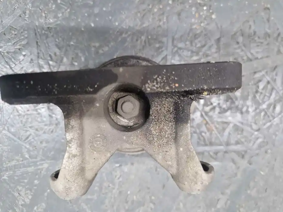 Poduszka Skrzyni biegów Automat Seat Exeo Audi A4B7 8E0.399.115.F