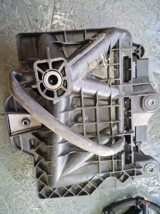 Podstawa Akumulatora Seat Ibiza IV 6J 6Q0.915.331.D