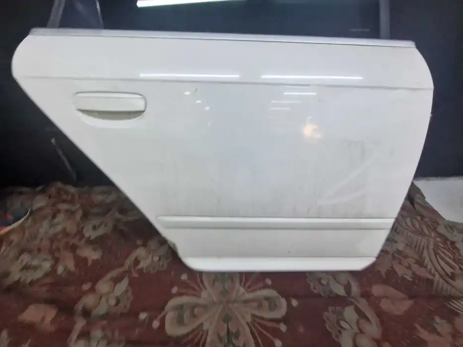 Drzwi Prawy Tył Seat Exeo Kombi LB9A