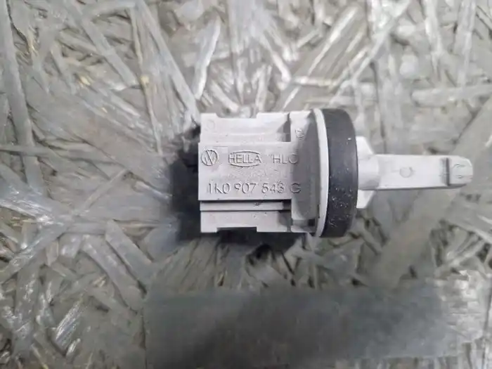 Czujnik Temperatury Wewnetrznej Vw Audi Seat Skoda 1K0.907.543.C
