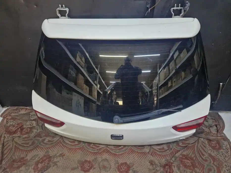 Klapa Tylna Seat Exeo Kombi LB9A