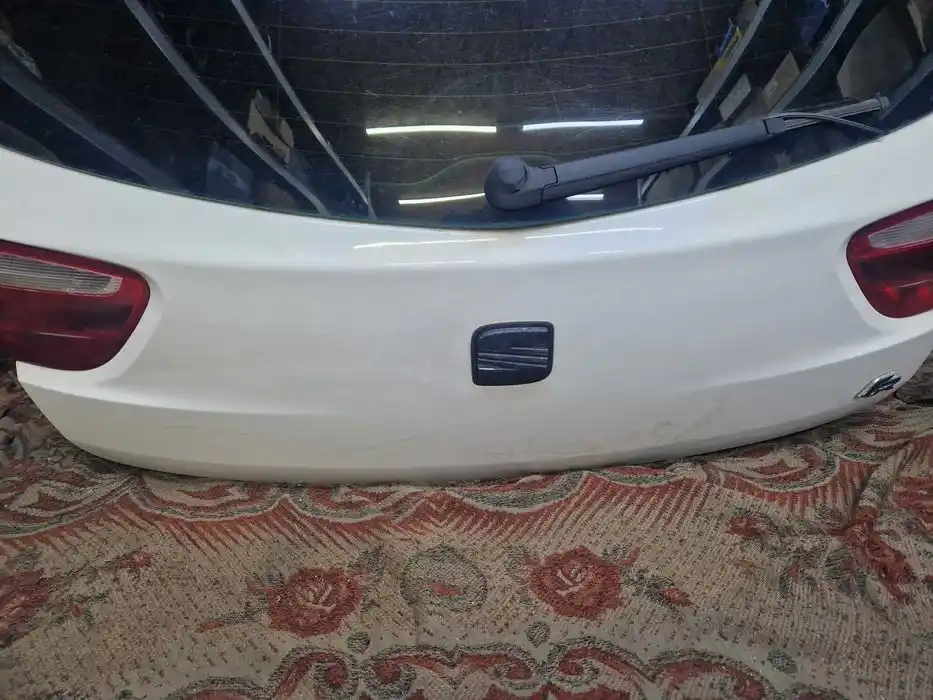 Klapa Tylna Seat Exeo Kombi LB9A