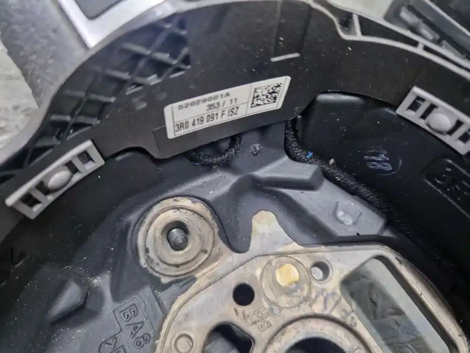 Kierownica Seat Exeo z łopatkami 3R 3R0.419.091.F