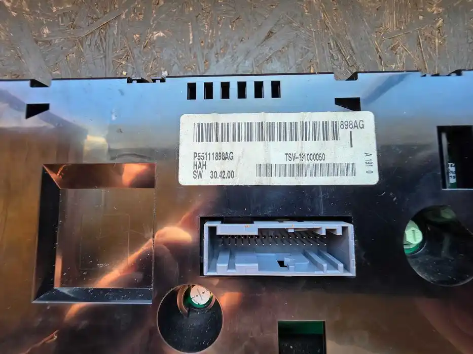 Panel Klimatyzacji Dodge Journey I P55111898AG