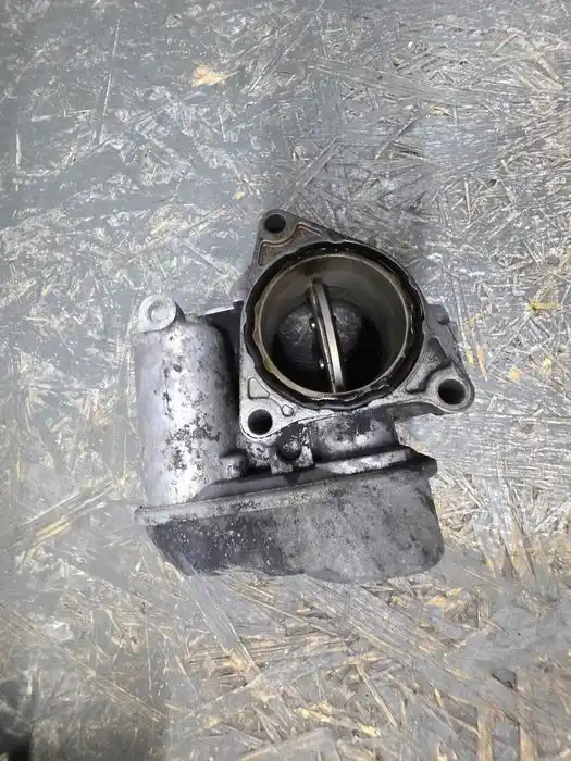Klapa Gaszaca 2.0 CRD 03G128063B