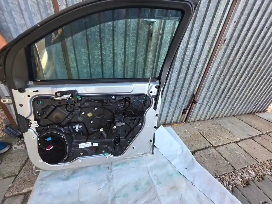 Drzwi Prawy Przód Dodge Journey I Kod Lak. PS2