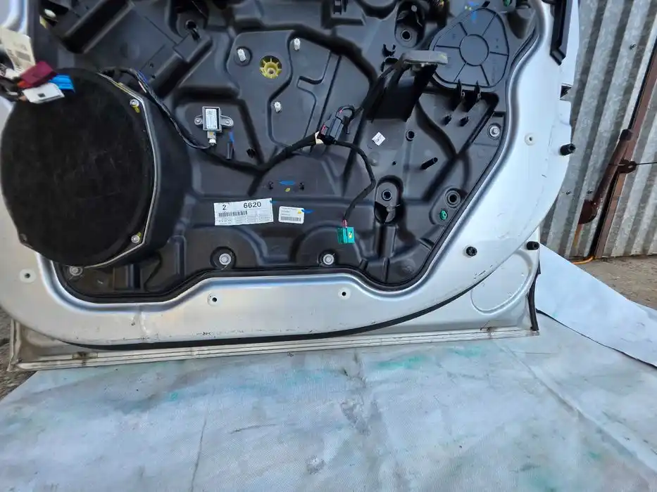 Drzwi Prawy Przód Dodge Journey I Kod Lak. PS2