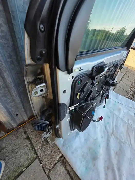 Drzwi Prawy Przód Dodge Journey I Kod Lak. PS2