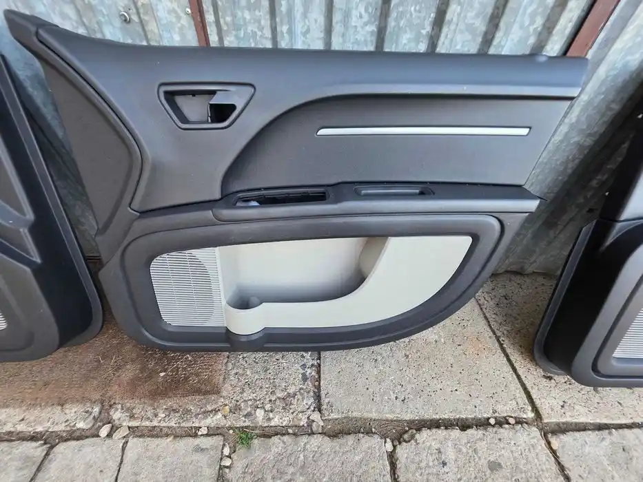 Boczki Dodge Journey I