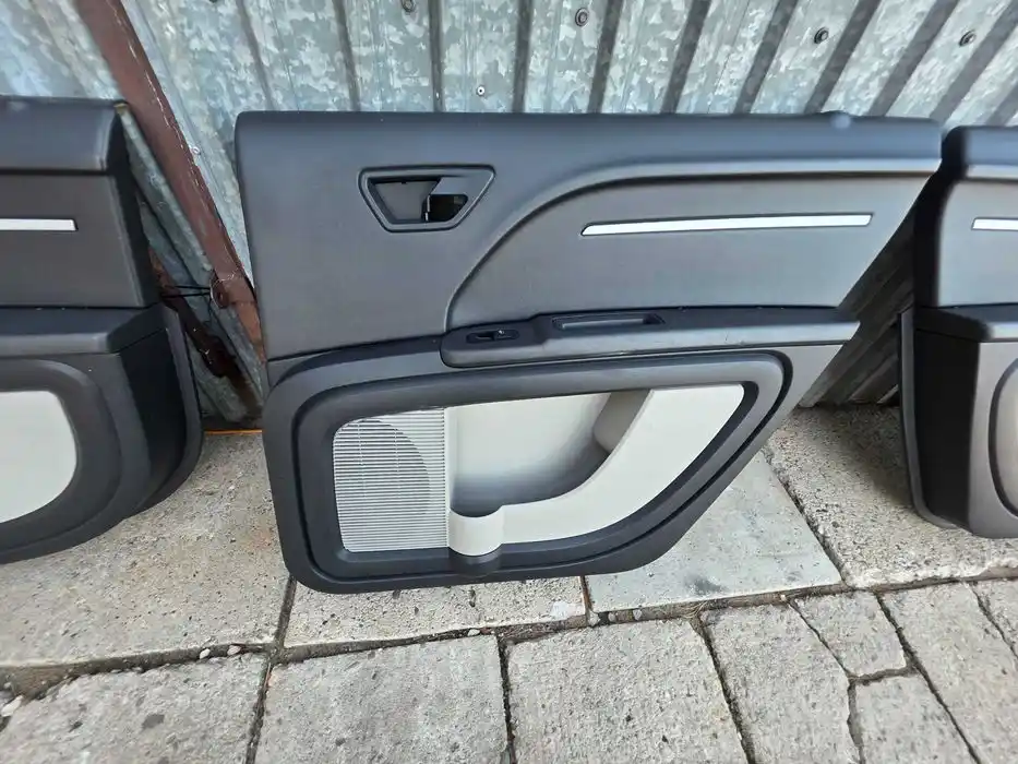 Boczki Dodge Journey I