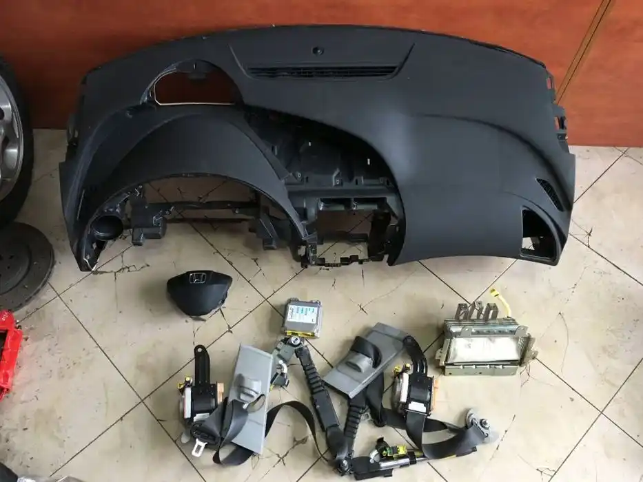 honda civic viii ufo 2006-2012 wlot powietrza