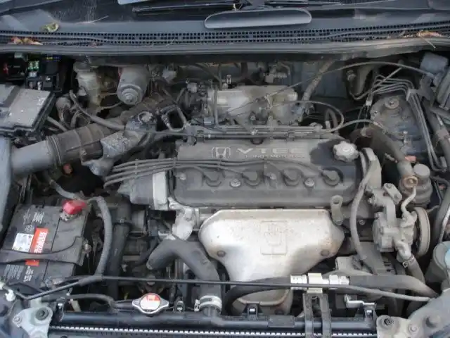 honda shuttle odyssey 1994 -98 szyba tył - części